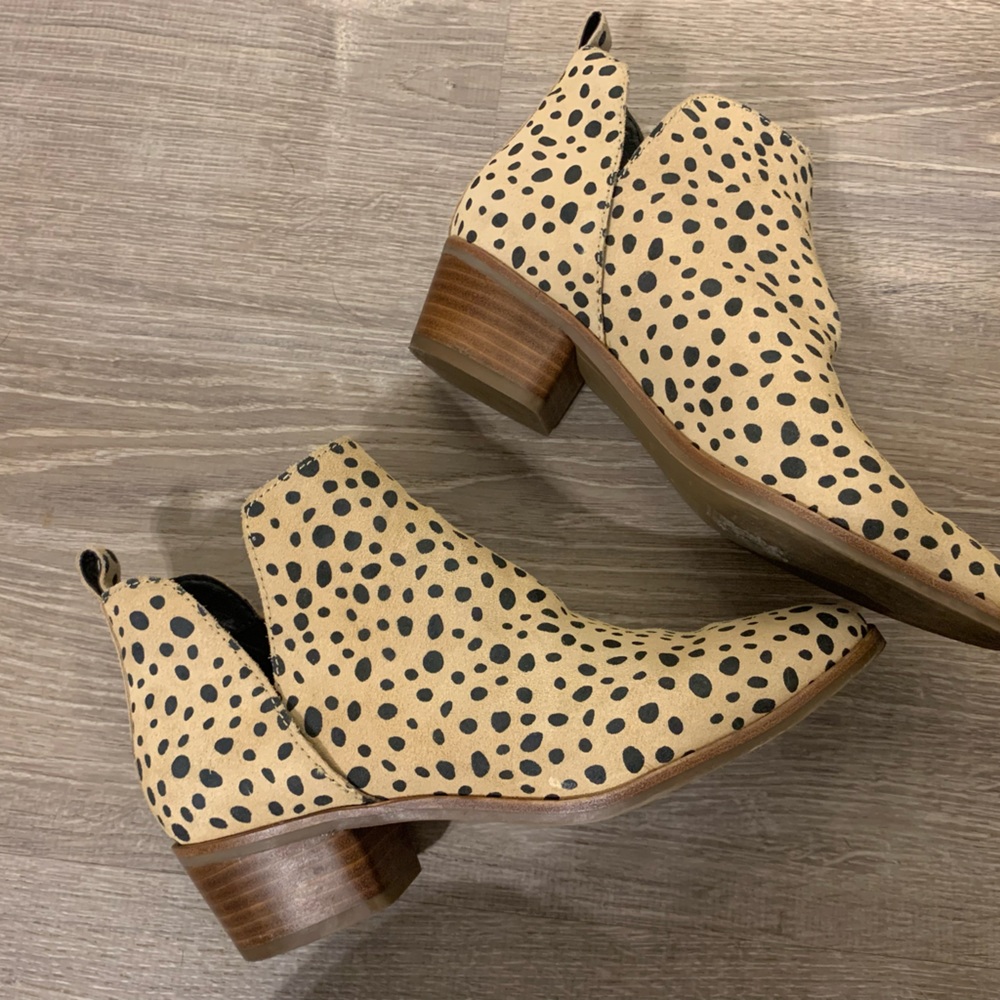 Dolce Vita Booties